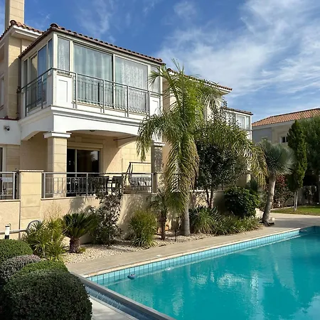 Seaview 6 Bedroom Villa With 28C Private Pool Limassol Exterior photo