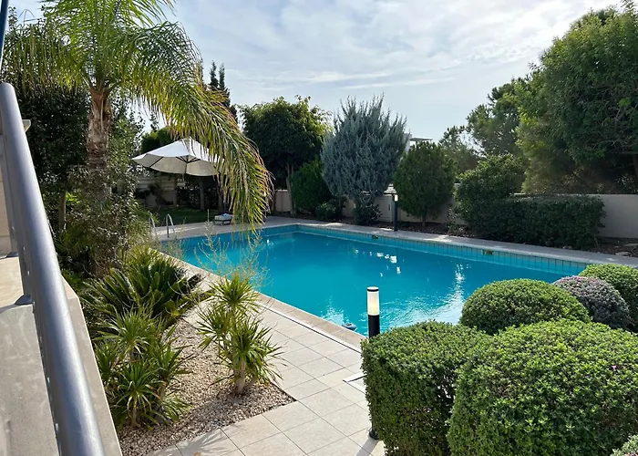 Seaview 6 Bedroom Villa With 28C Private Pool
